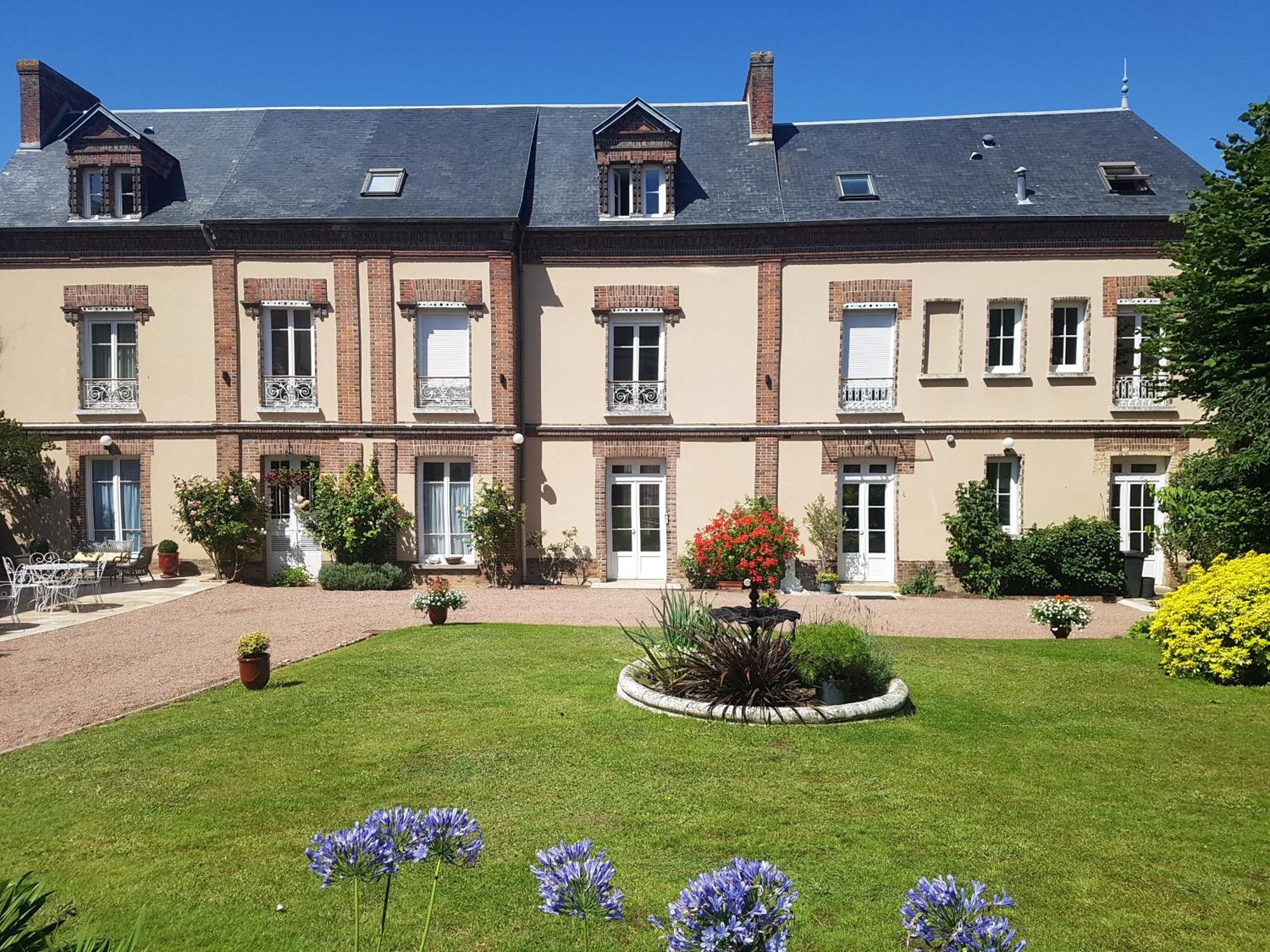 Le Clos Saint-Germain Rugles Exteriör bild